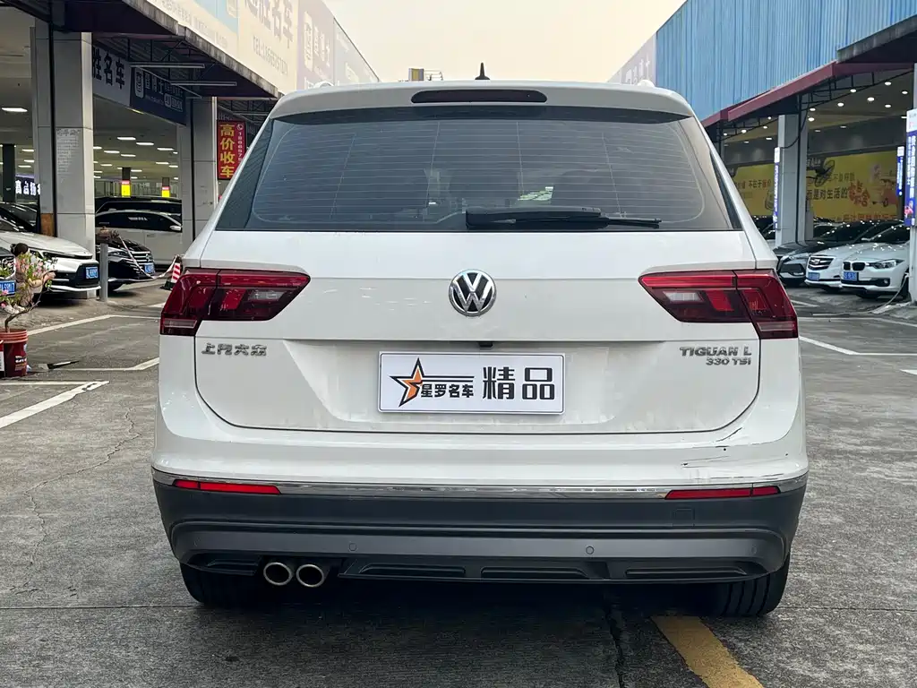 Volkswagen Tiguan L — фото 4