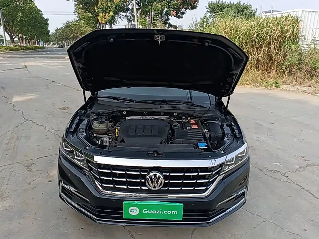 Volkswagen Passat — фото 20