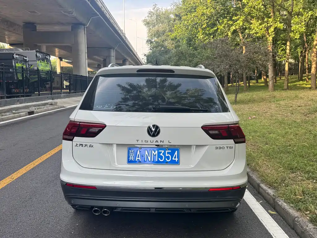 Volkswagen Tiguan L — фото 5