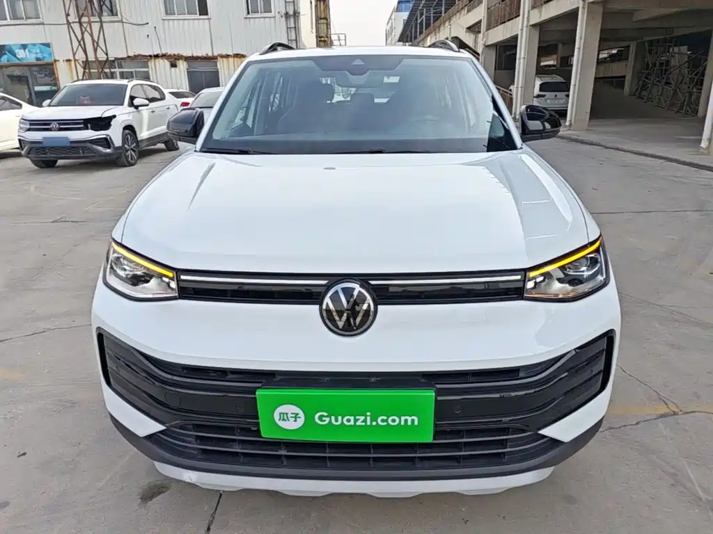 Volkswagen Tharu — фото 3
