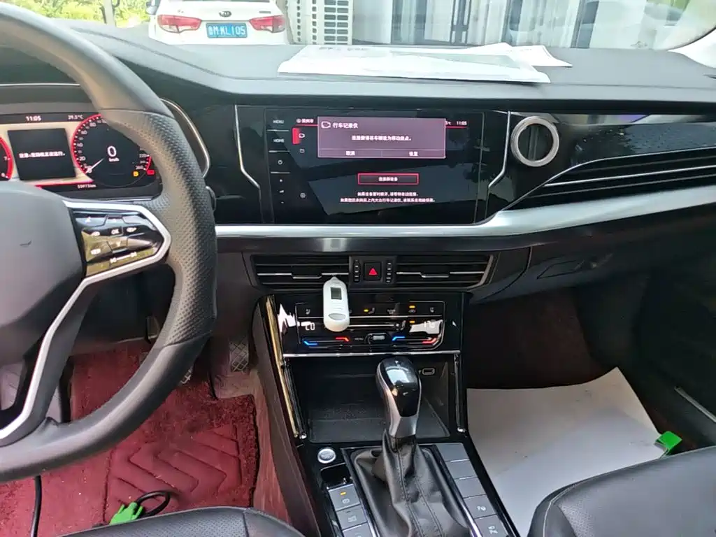 Volkswagen Passat — фото 13