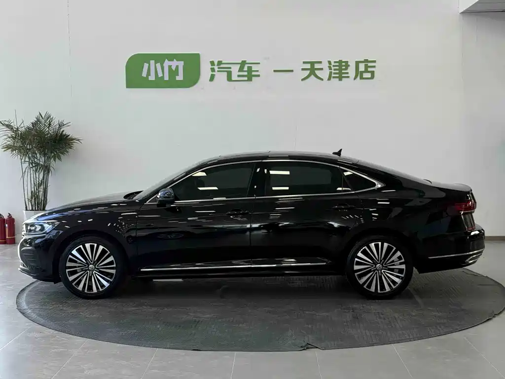Volkswagen Passat — фото 5
