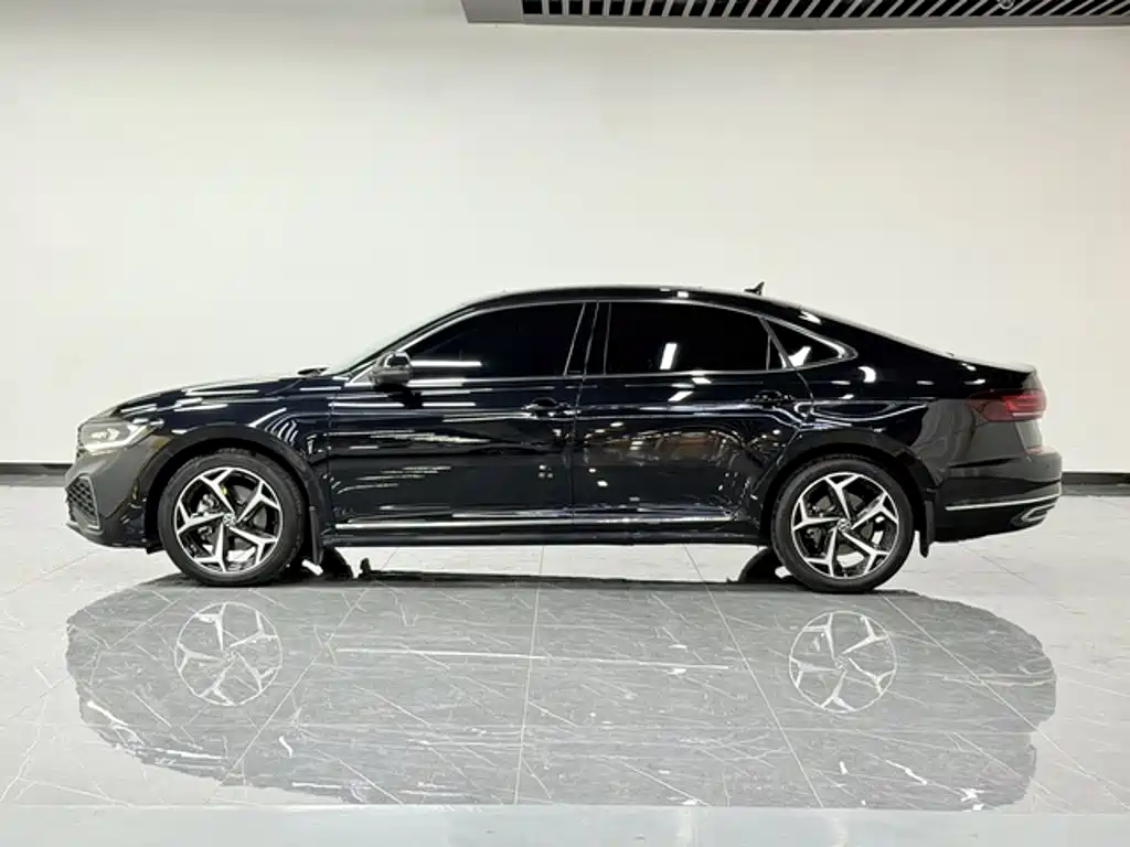 Volkswagen Passat — фото 3