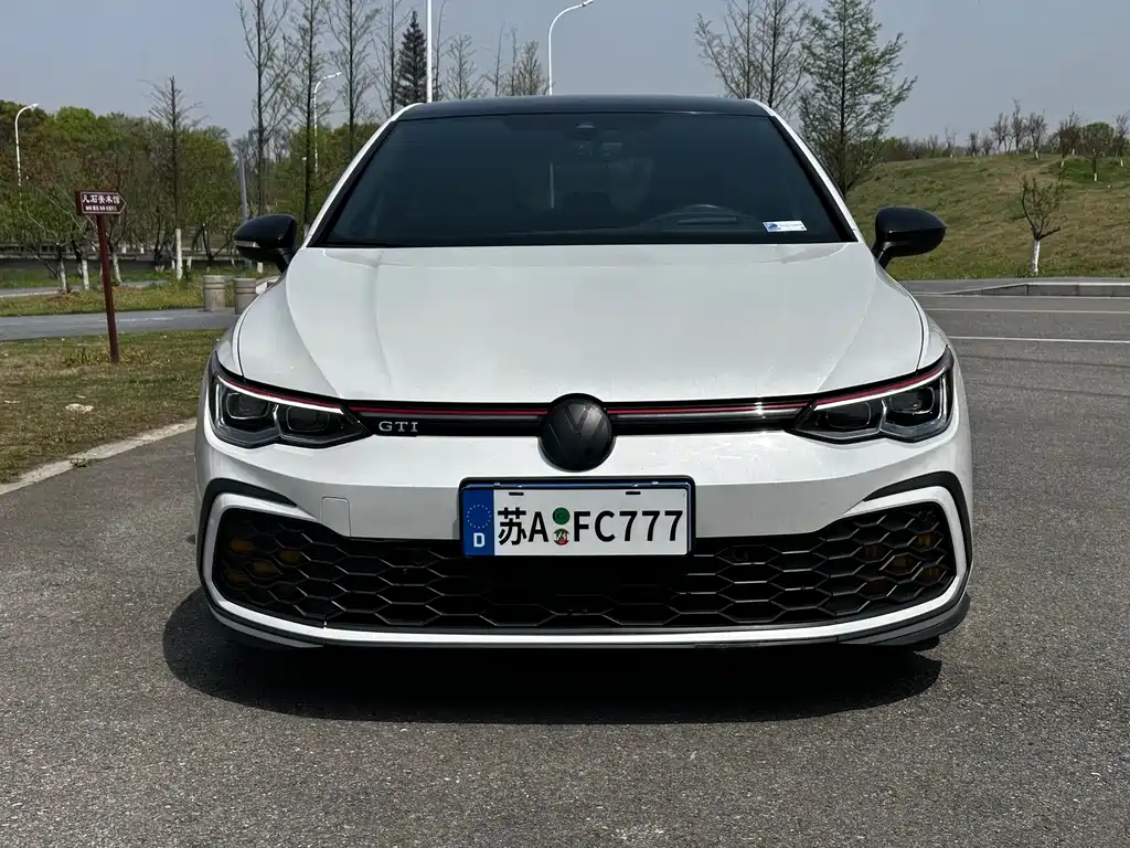 Volkswagen Golf GTI — фото 2