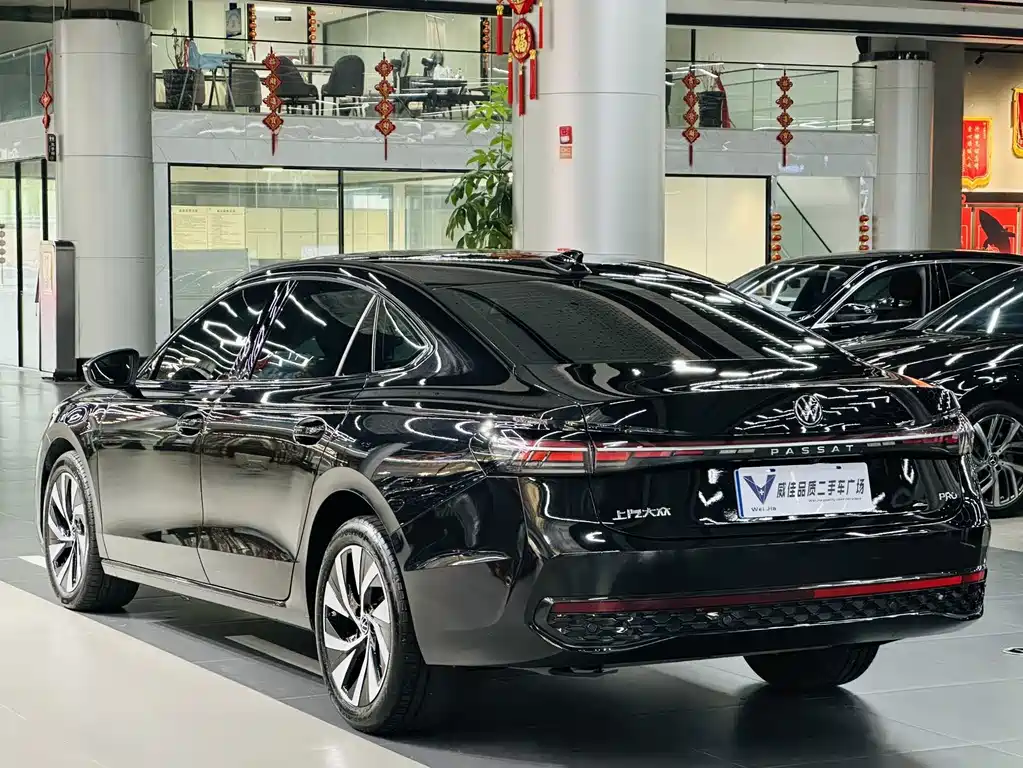Volkswagen Passat — фото 9
