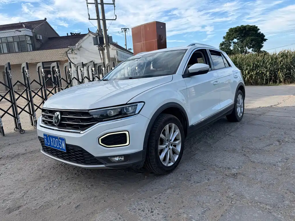 Volkswagen T-Roc — фото 2