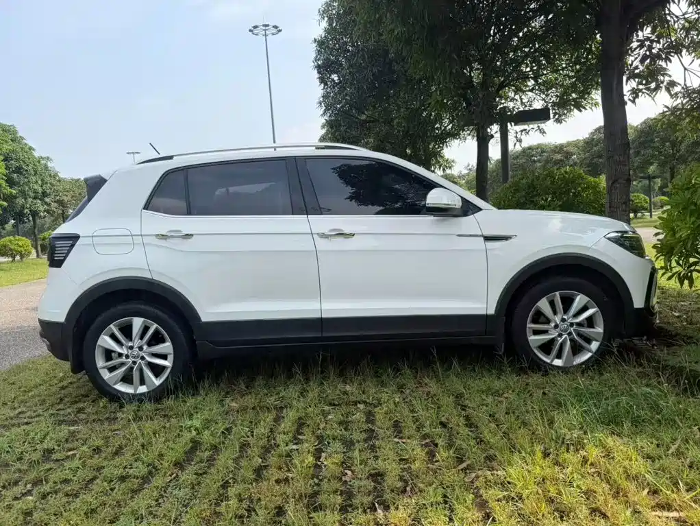 Volkswagen T-Cross — фото 5