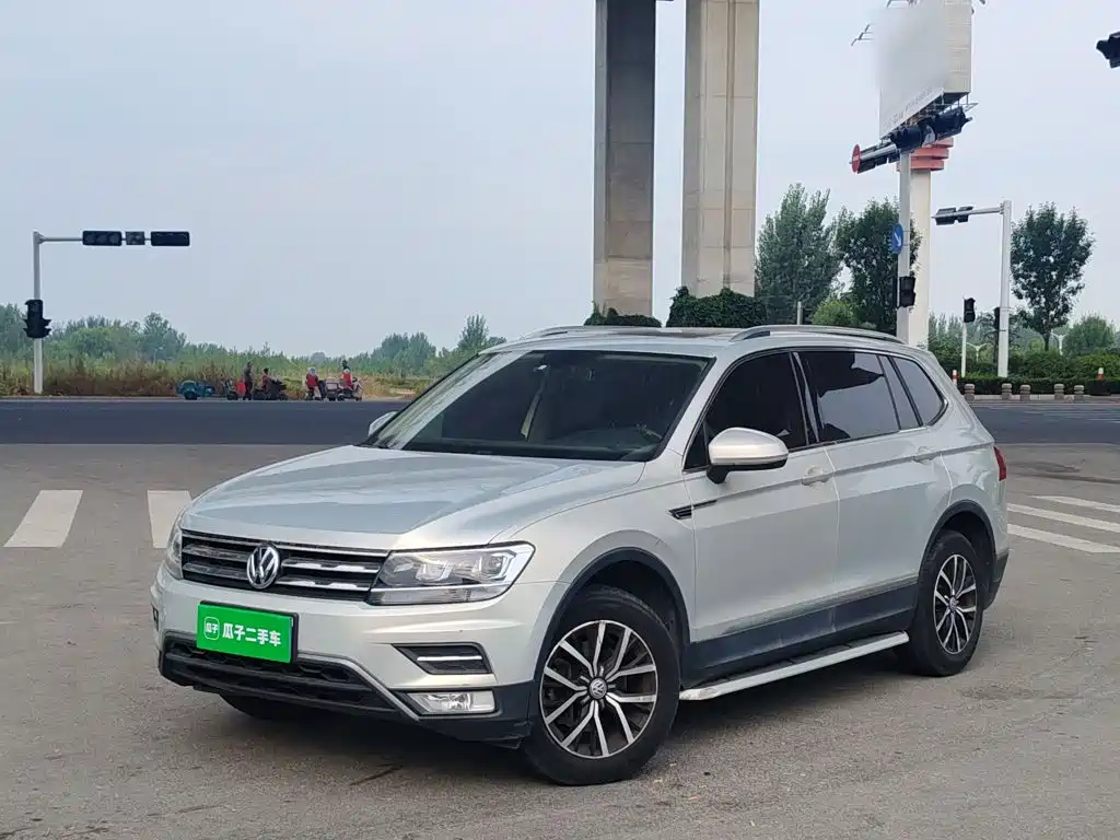 Volkswagen Tiguan L