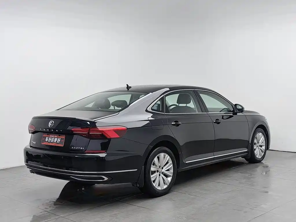 Volkswagen Passat — фото 2