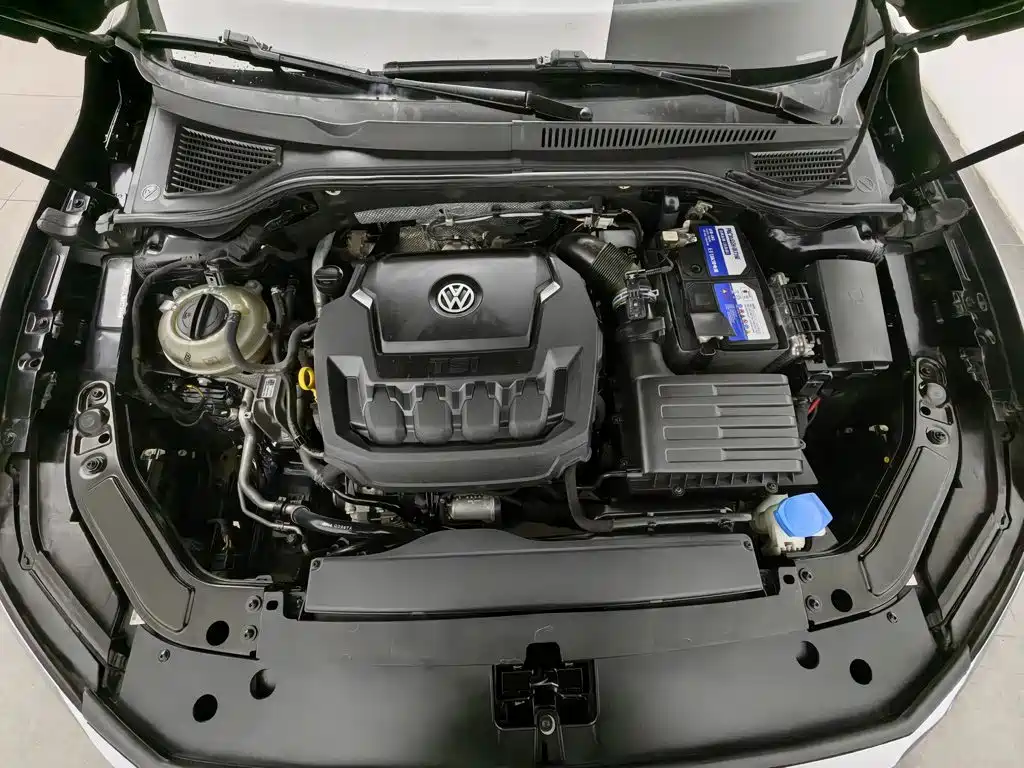 Volkswagen Passat — фото 6