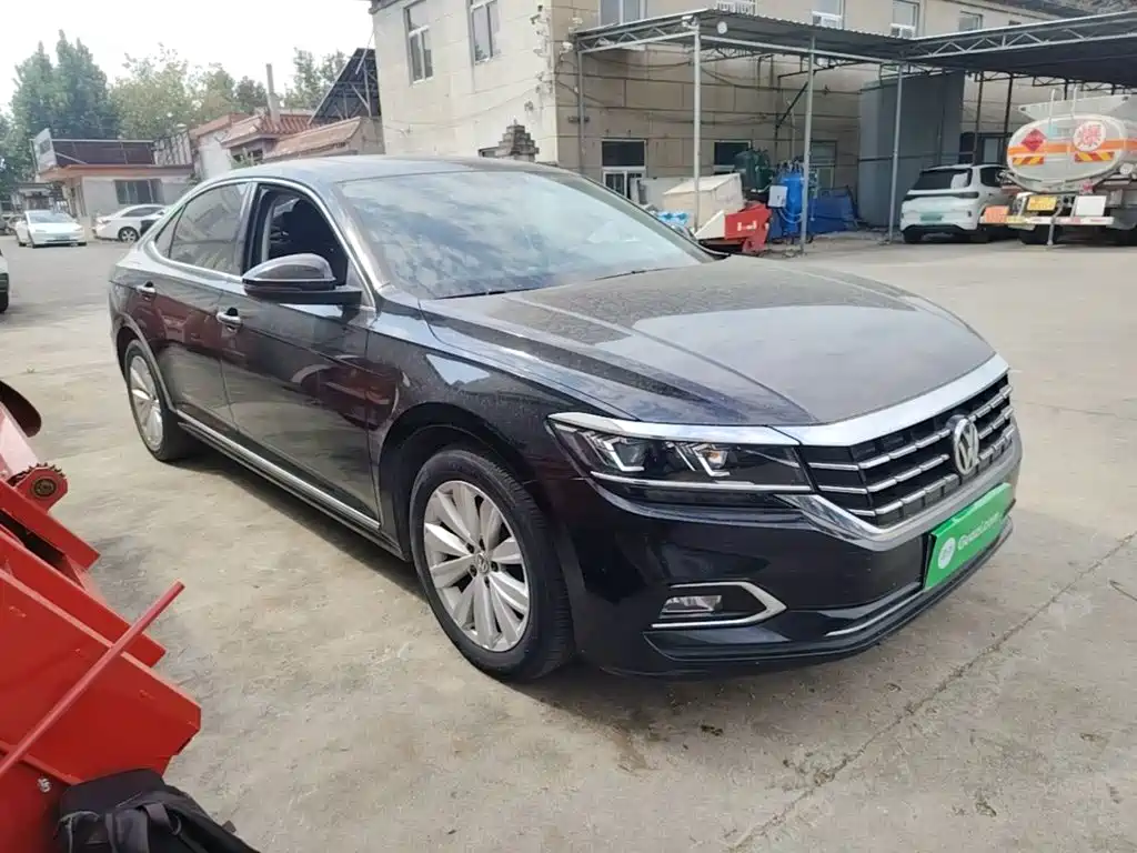 Volkswagen Passat — фото 4