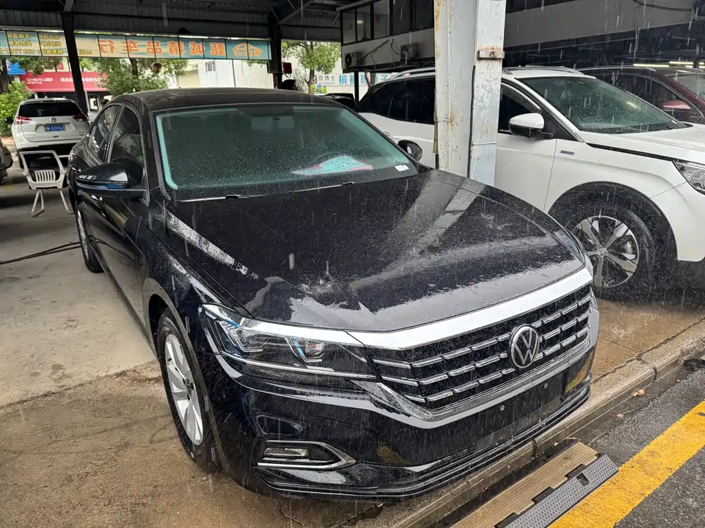 Volkswagen Passat — фото 3
