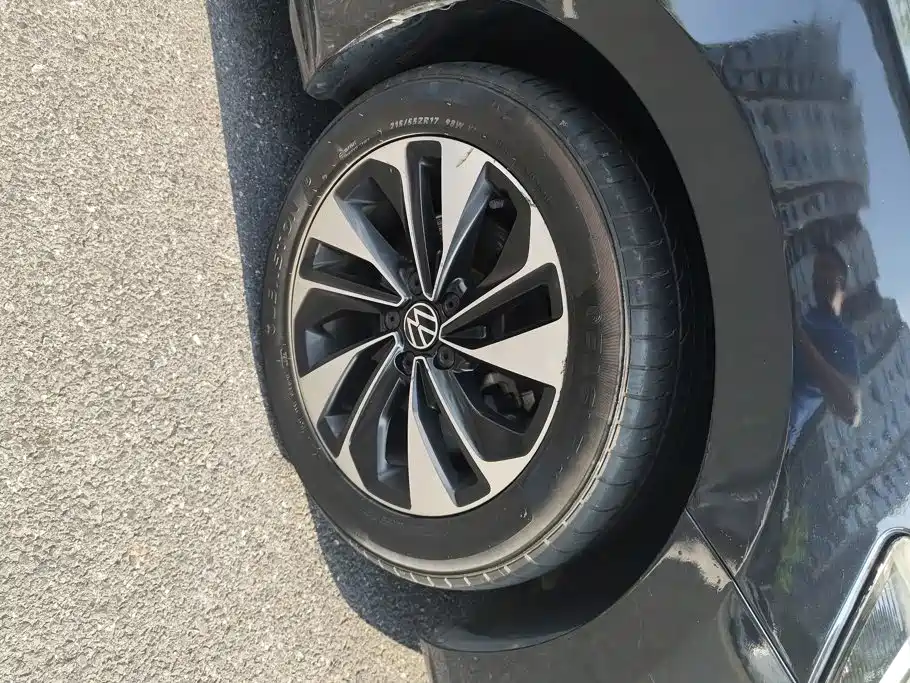 Volkswagen Passat — фото 6