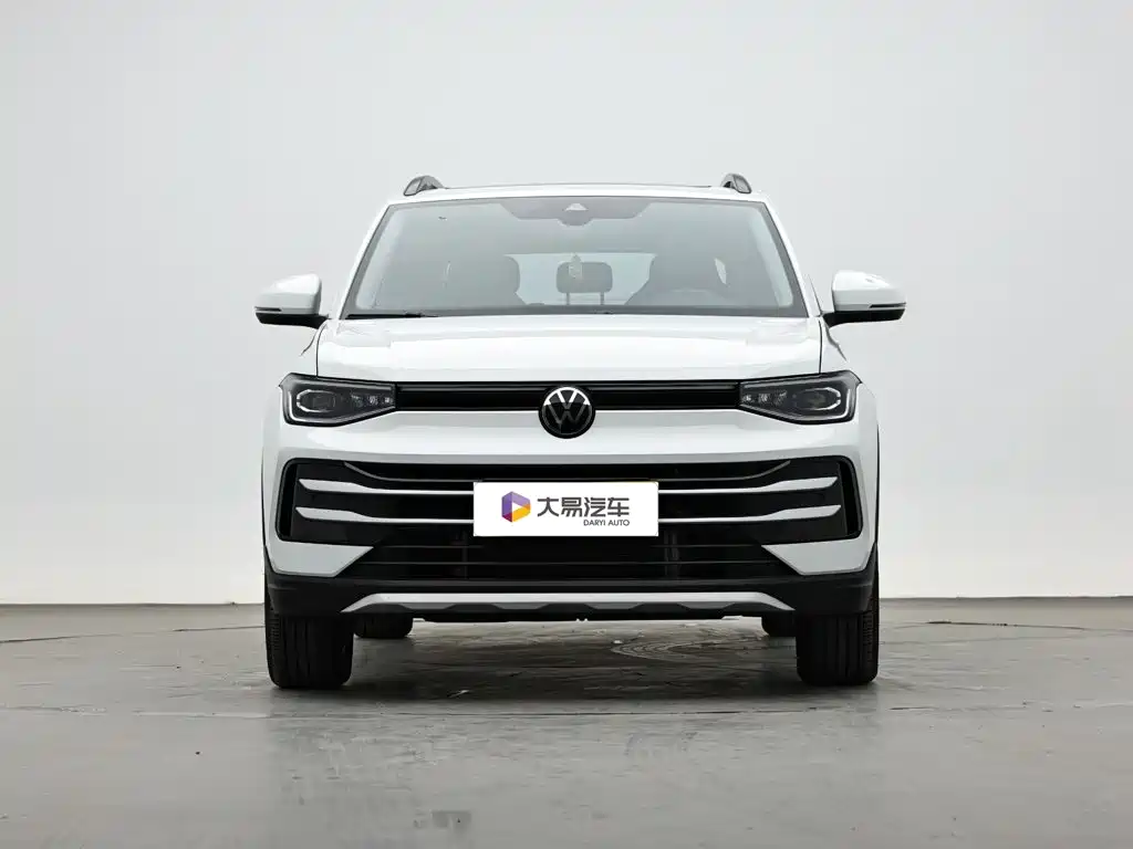 Volkswagen Tharu — фото 2