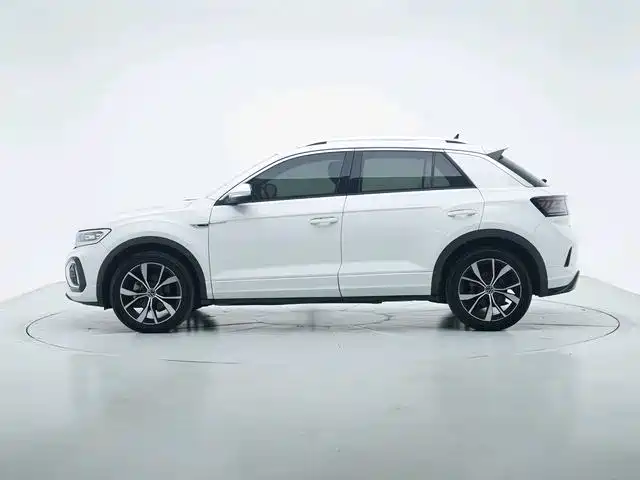Volkswagen T-Roc — фото 4