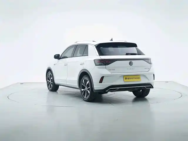 Volkswagen T-Roc — фото 5
