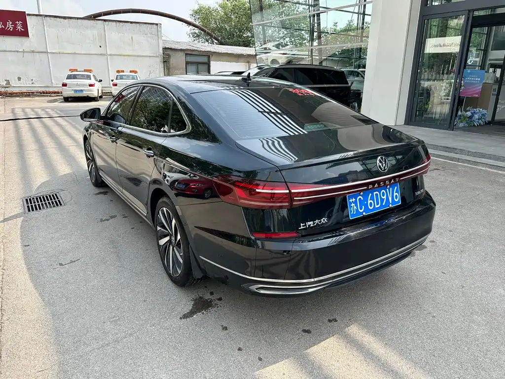 Volkswagen Passat — фото 3