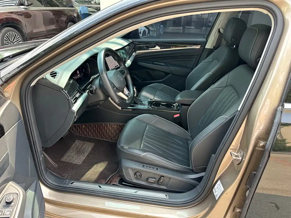 Volkswagen Passat — фото 9