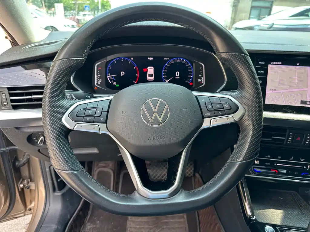 Volkswagen Passat — фото 10