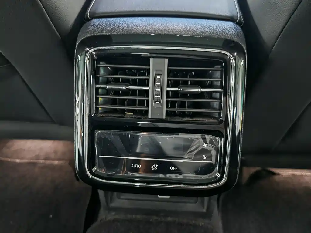 Volkswagen Passat — фото 9