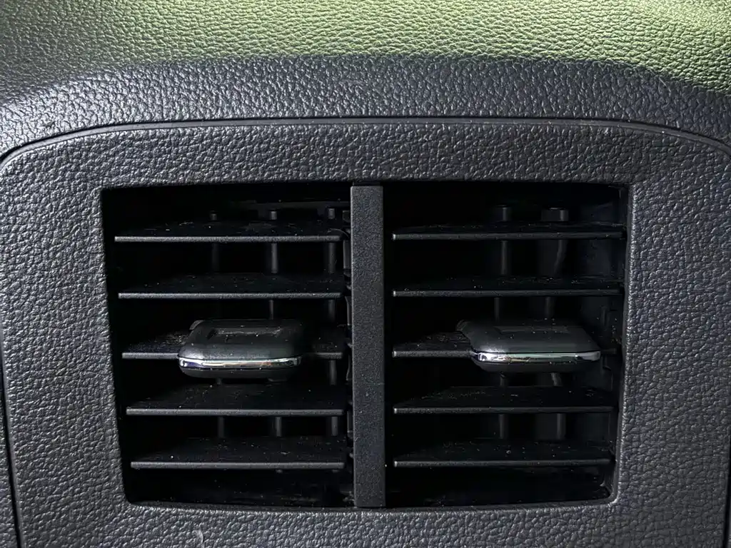 Volkswagen T-Cross — фото 14