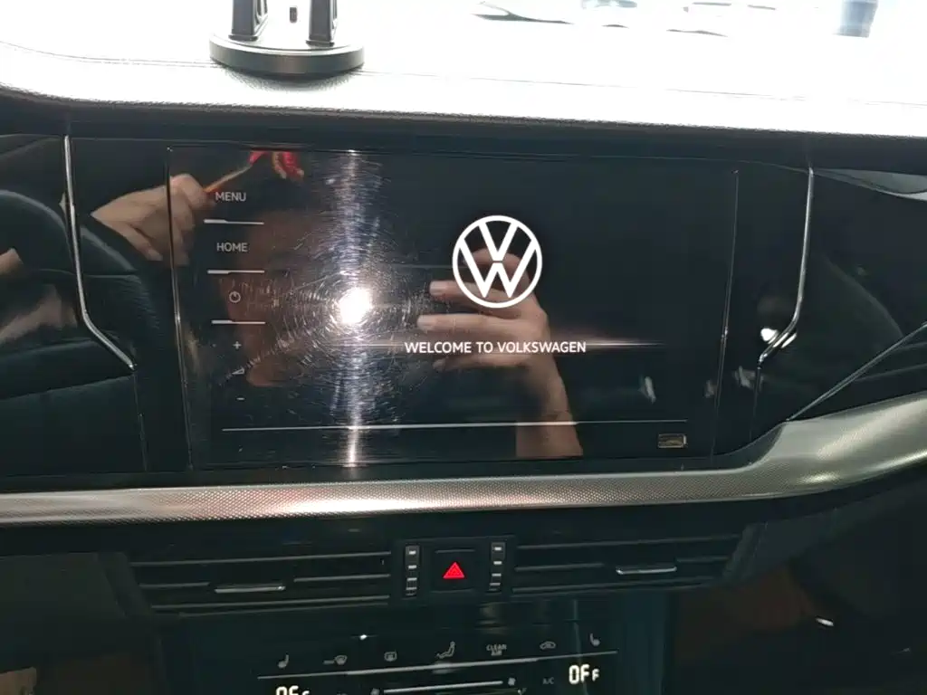 Volkswagen Passat — фото 13