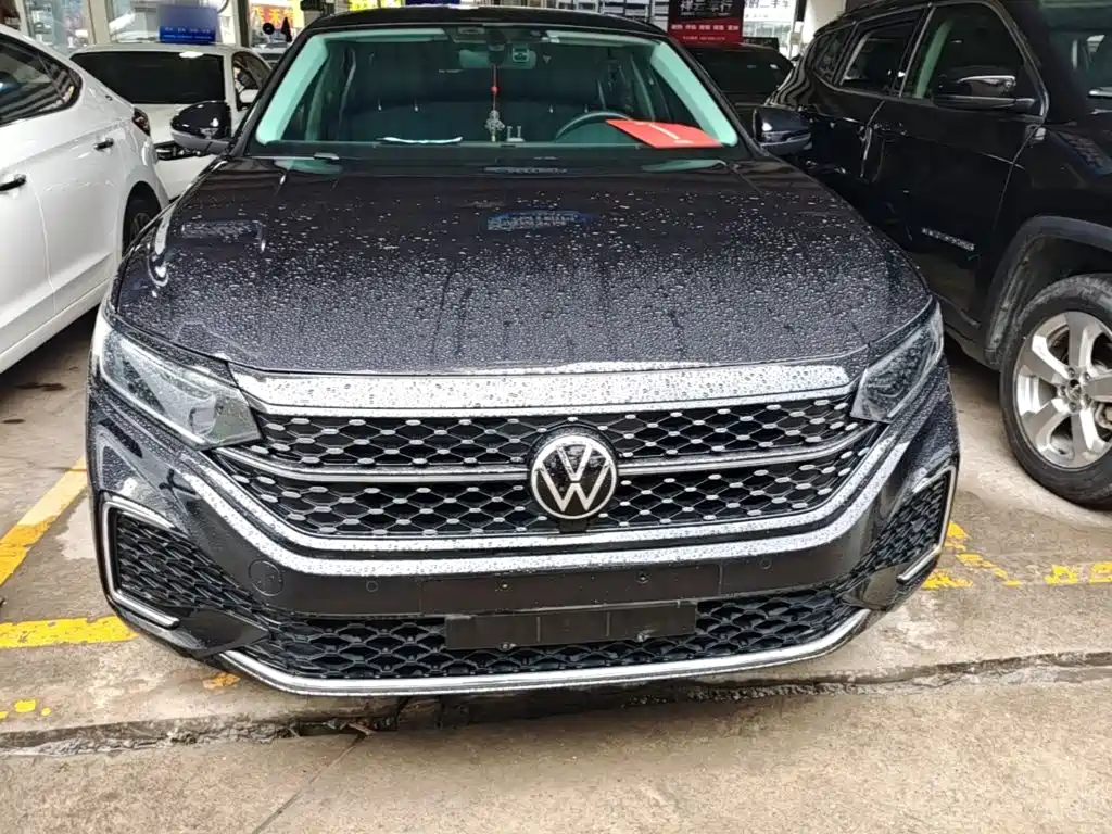 Volkswagen Passat — фото 3