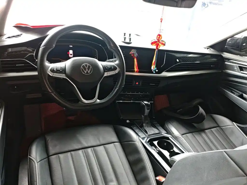 Volkswagen Passat — фото 10