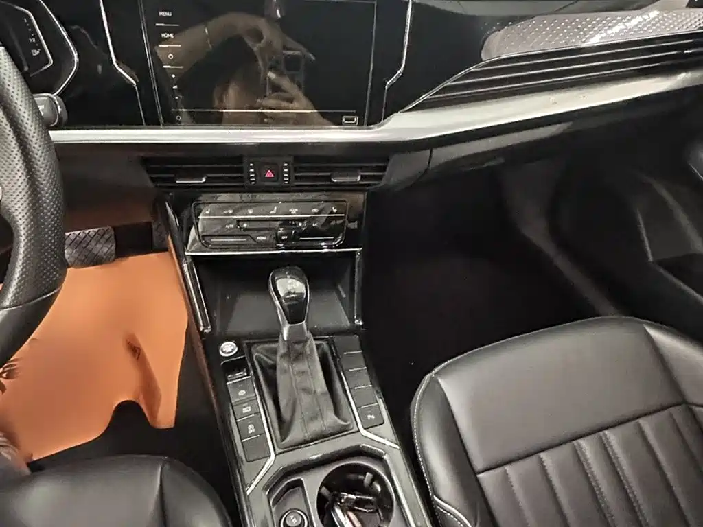 Volkswagen Passat — фото 9