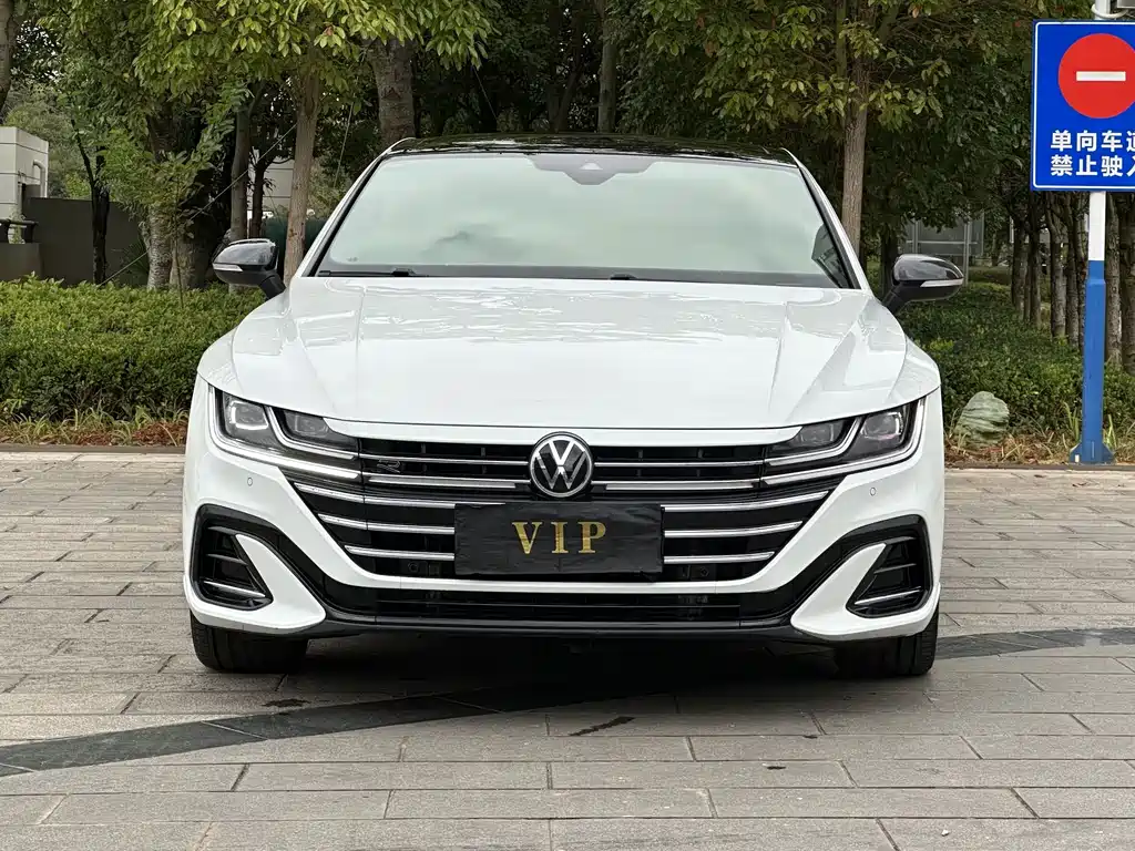 Volkswagen CC — фото 3