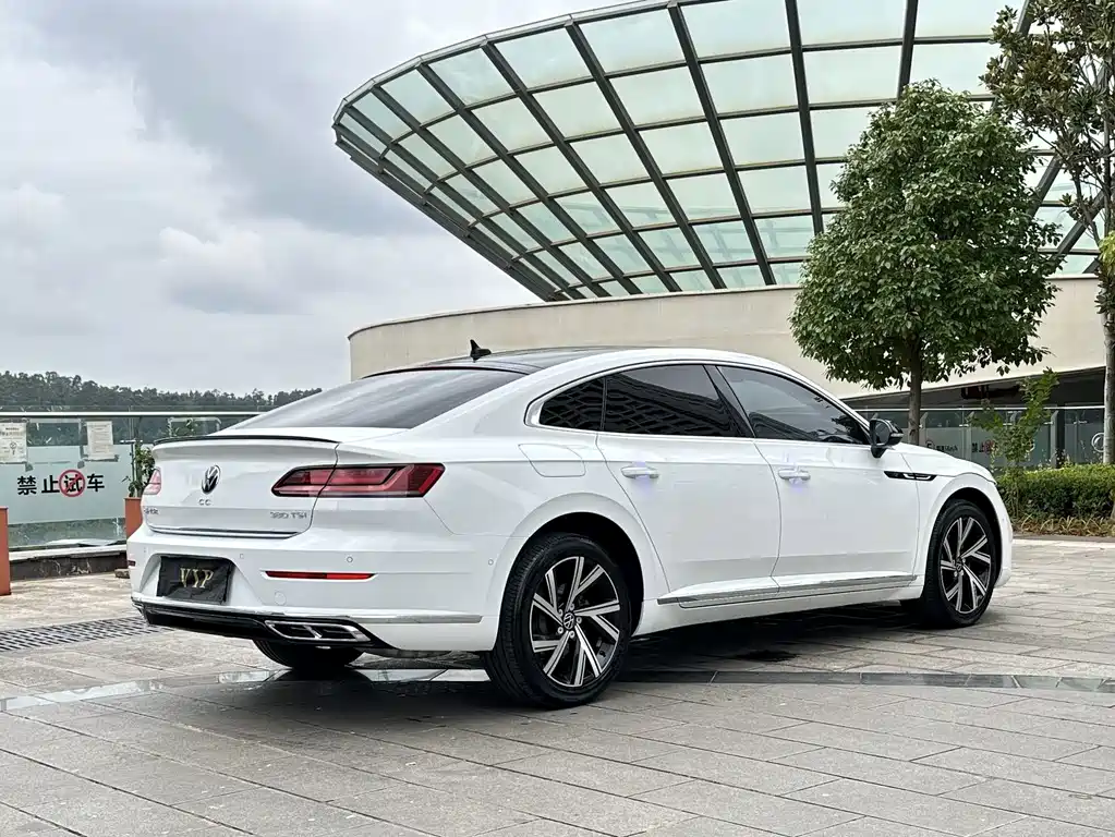 Volkswagen CC — фото 4