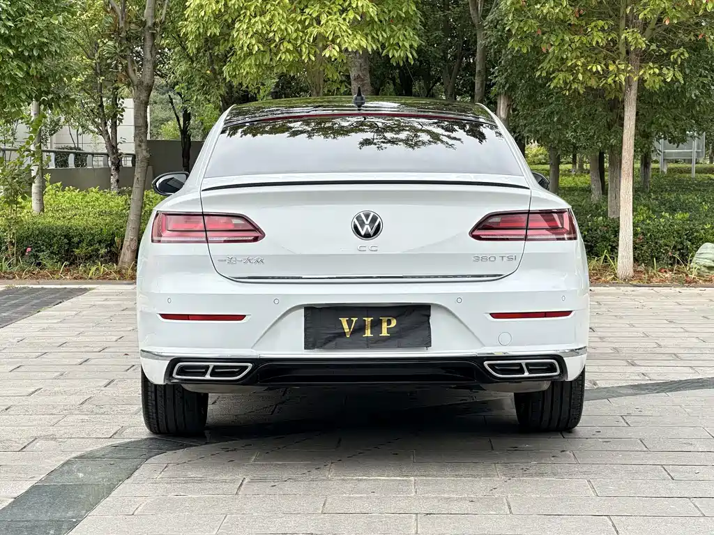 Volkswagen CC — фото 6