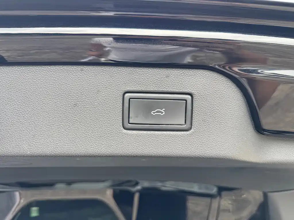 Volkswagen Passat — фото 15