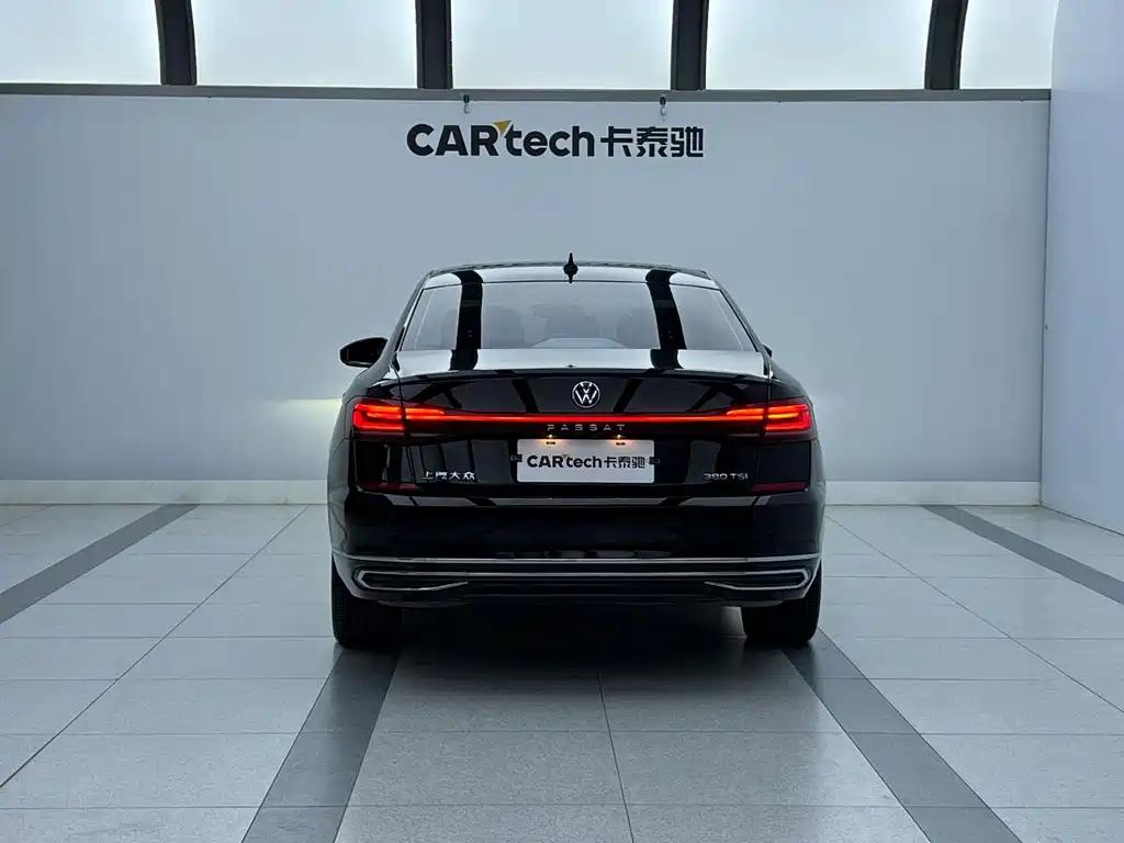Volkswagen Passat — фото 3