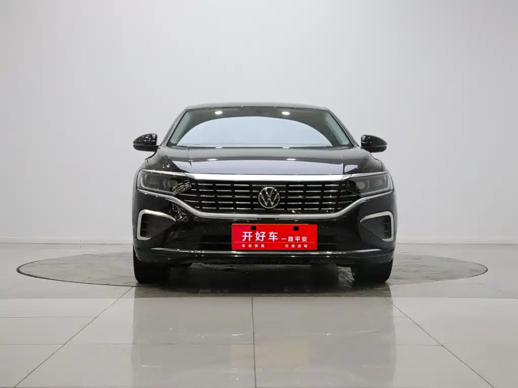 Volkswagen Passat — фото 2