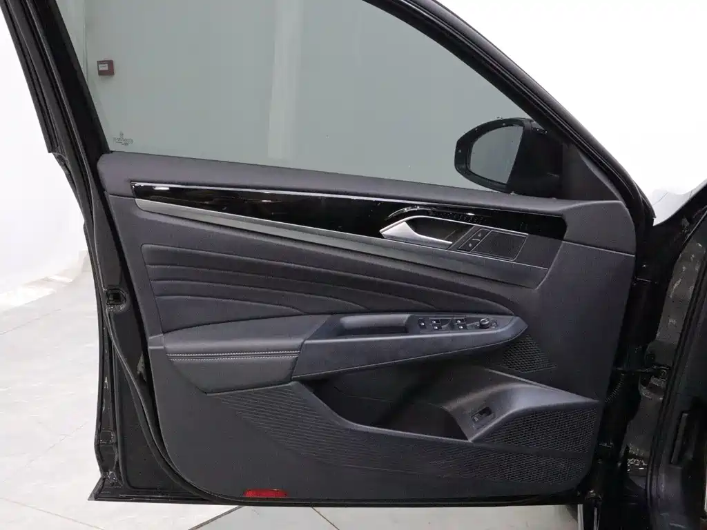 Volkswagen Passat — фото 10