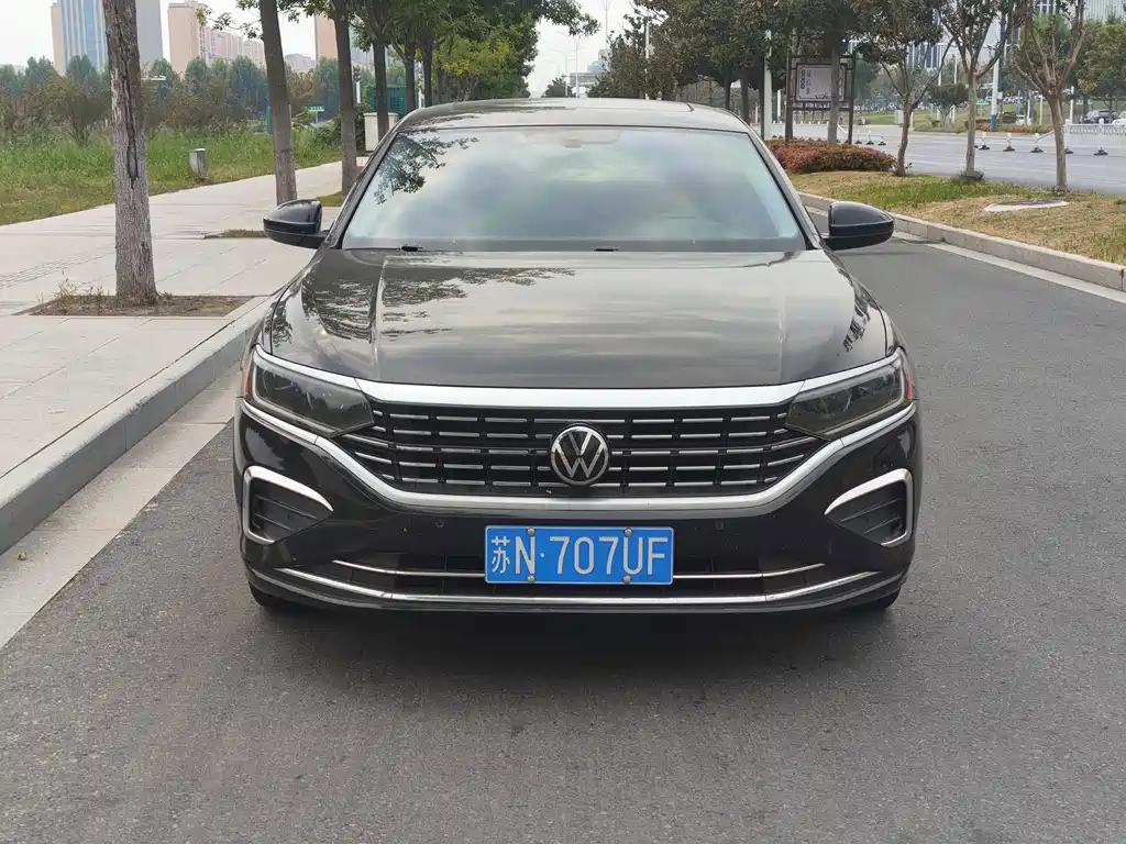 Volkswagen Passat — фото 2
