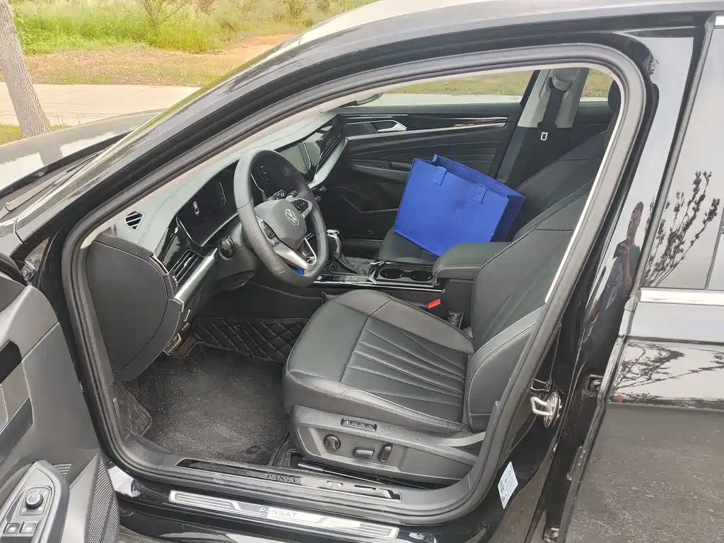 Volkswagen Passat — фото 7