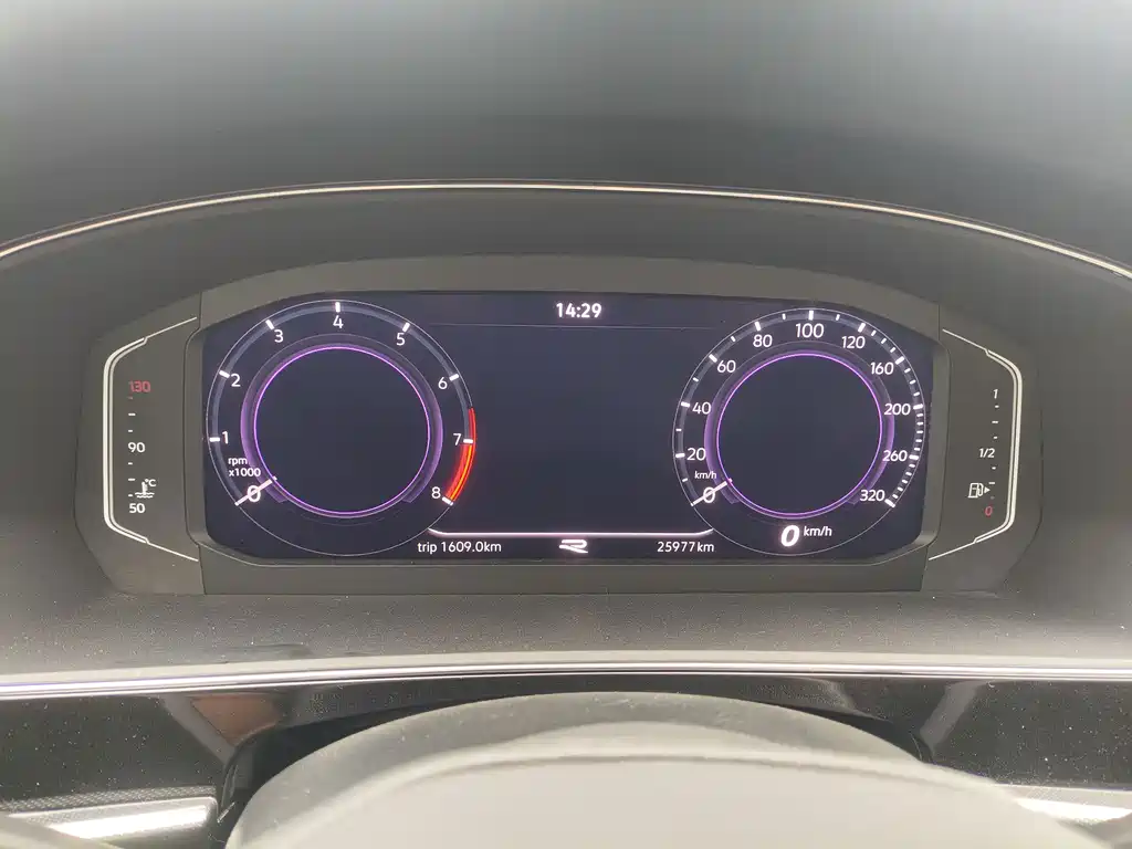 Volkswagen Passat — фото 10