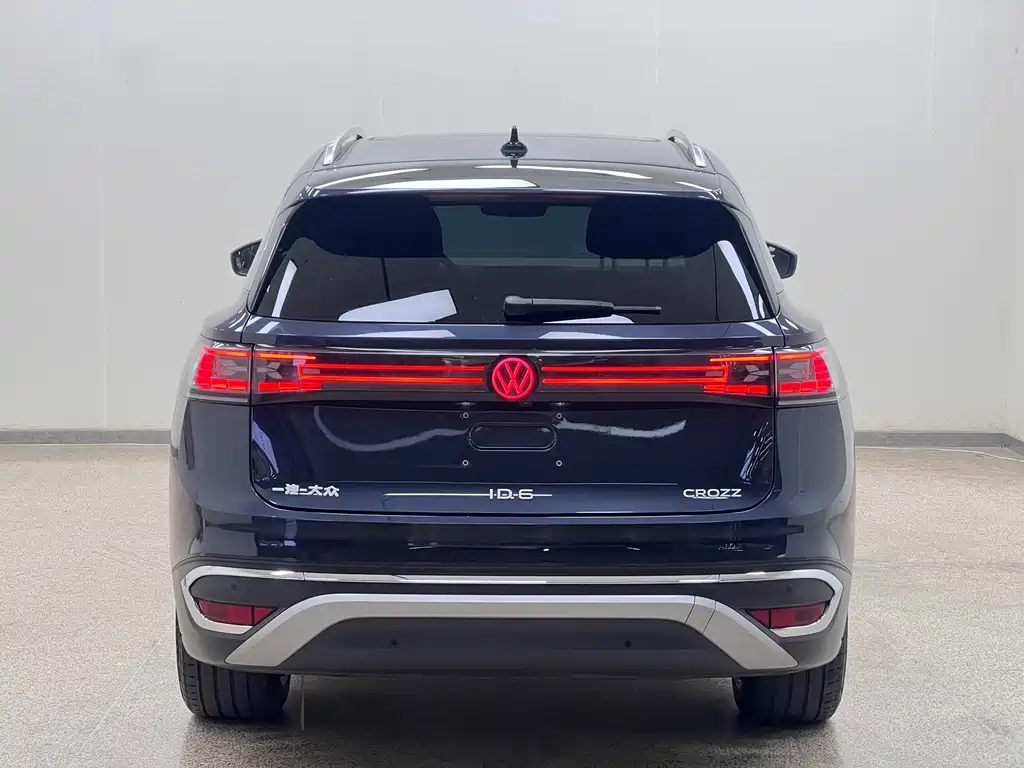 Volkswagen ID.6 Crozz — фото 5