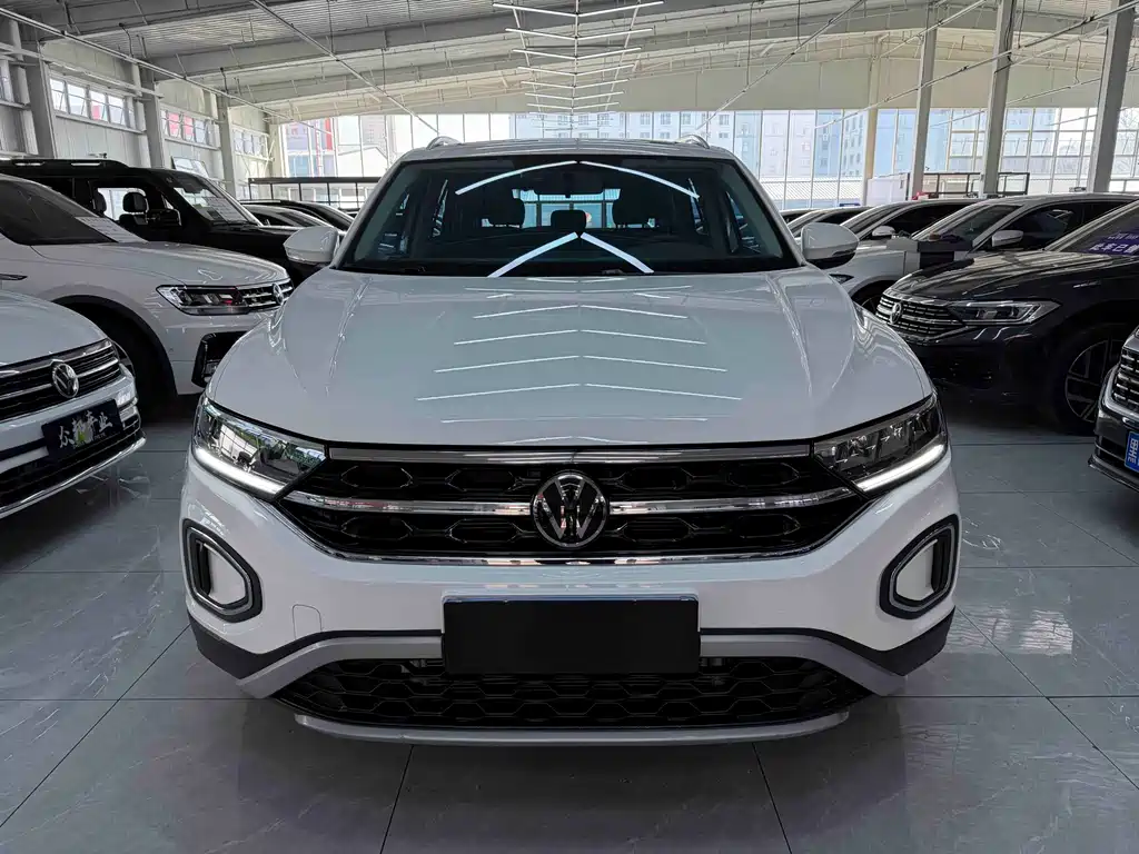 Volkswagen T-Roc — фото 2