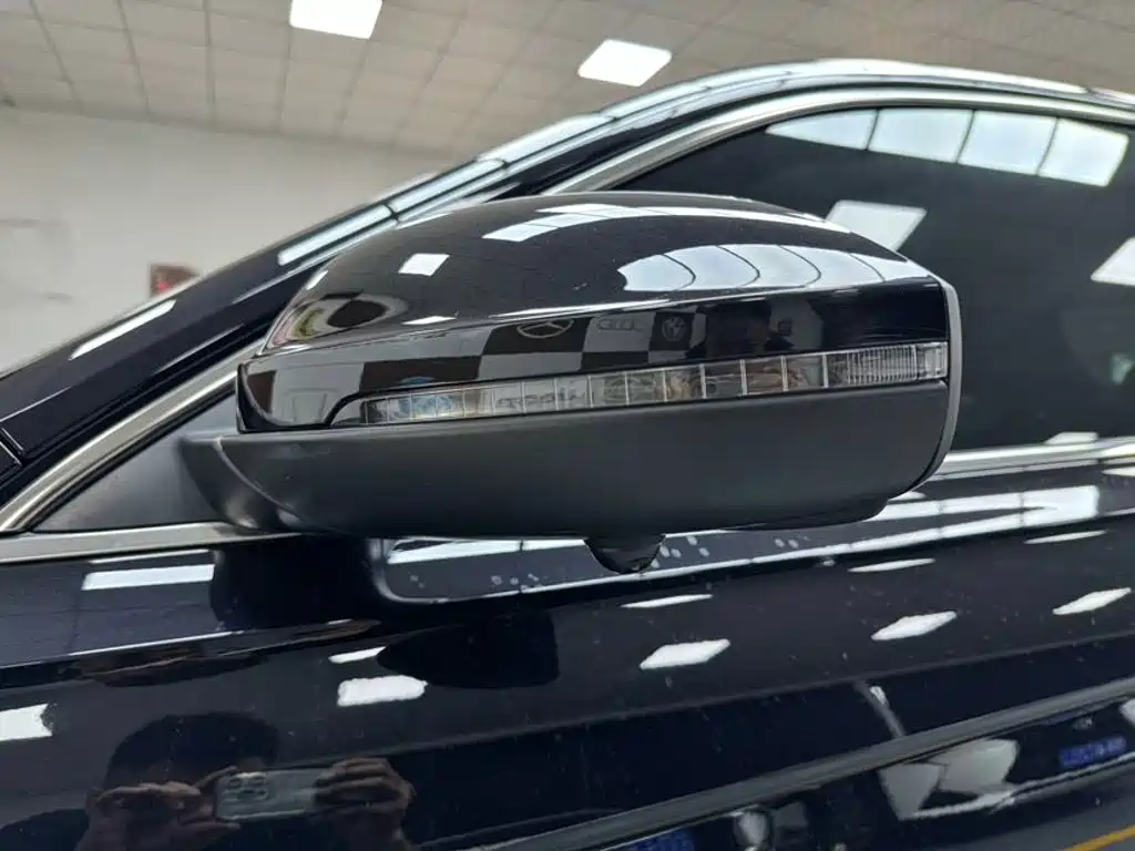 Volkswagen Passat — фото 16