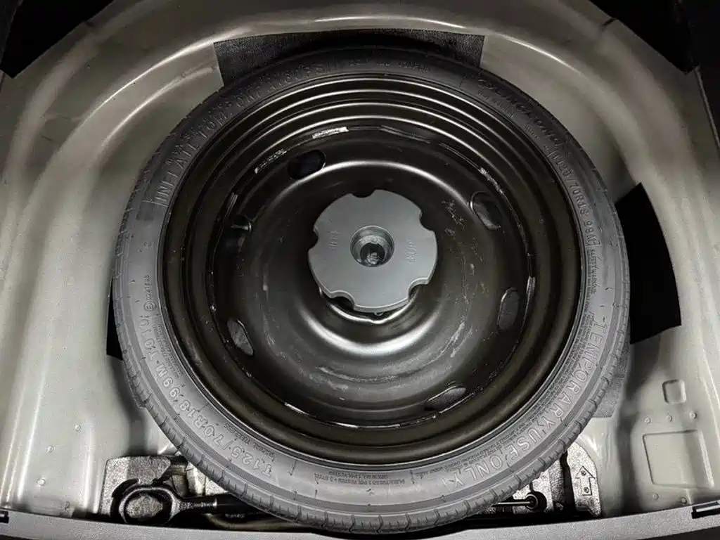 Volkswagen Passat — фото 18