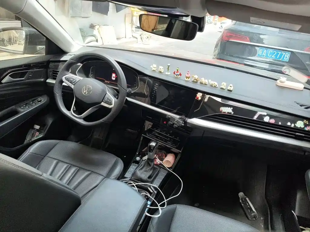 Volkswagen Passat — фото 13
