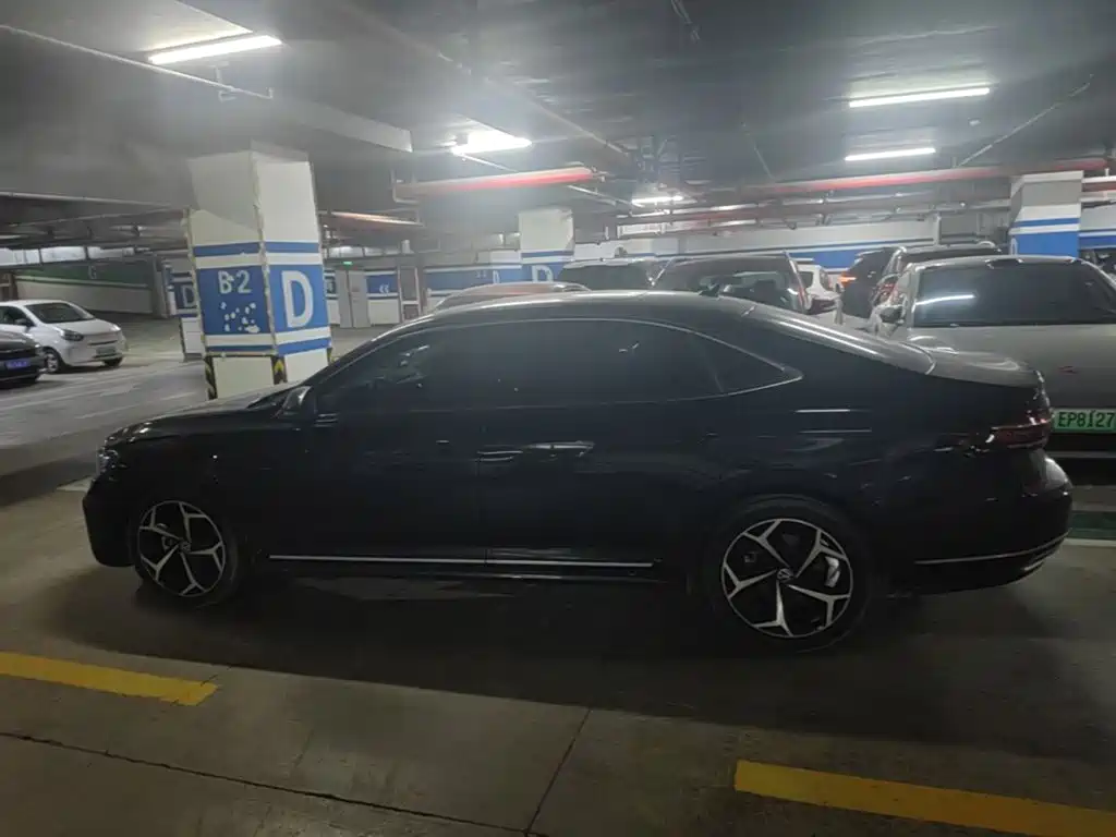 Volkswagen Passat — фото 5