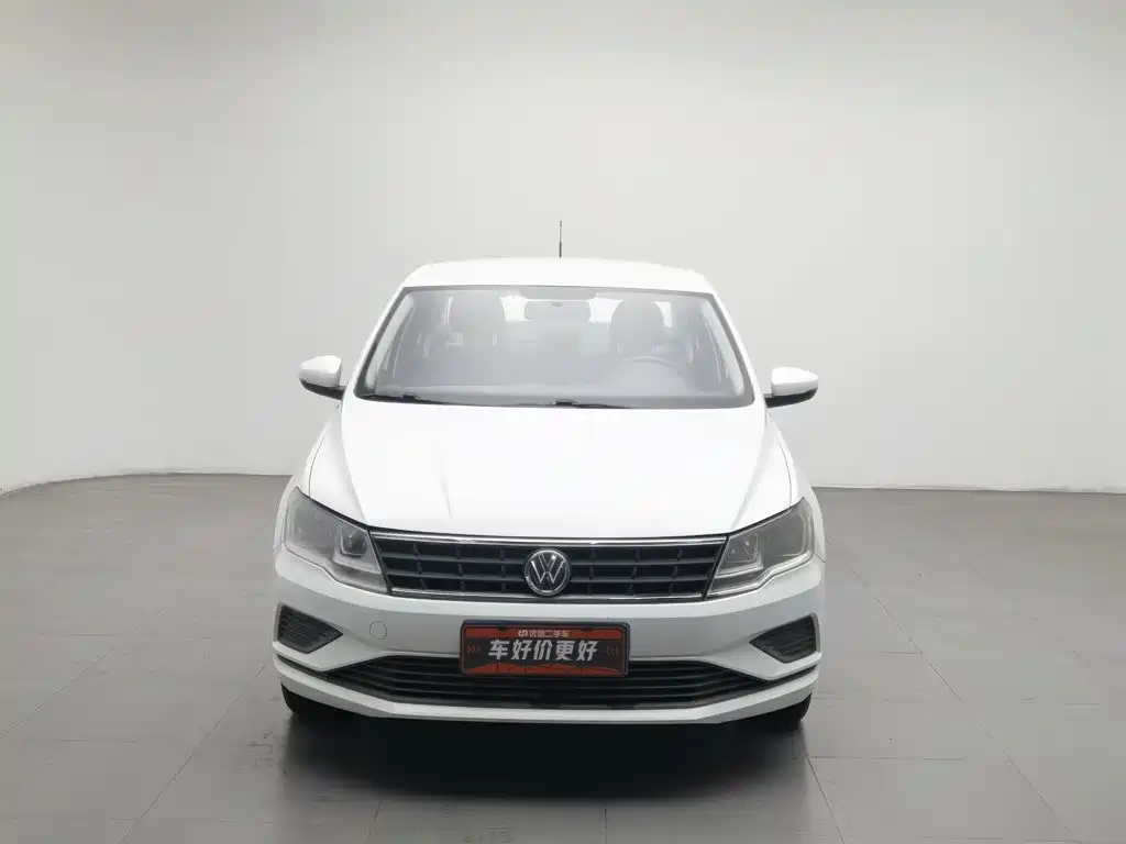 Volkswagen Jetta — фото 3