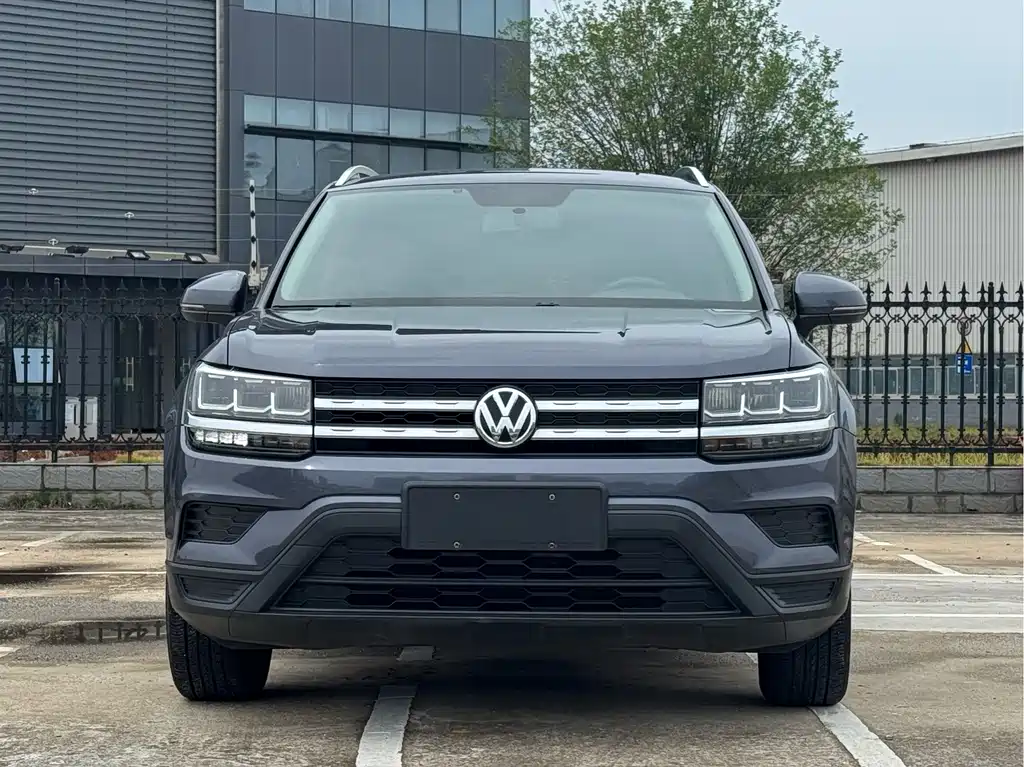 Volkswagen Tharu — фото 2