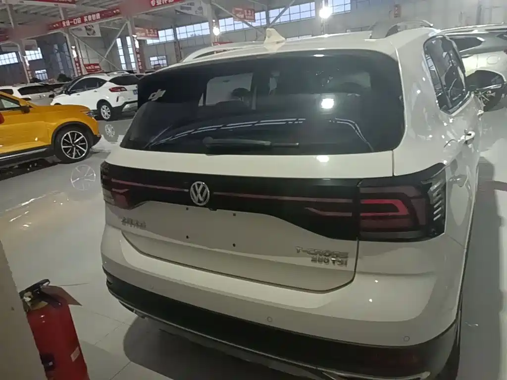 Volkswagen T-Cross — фото 6