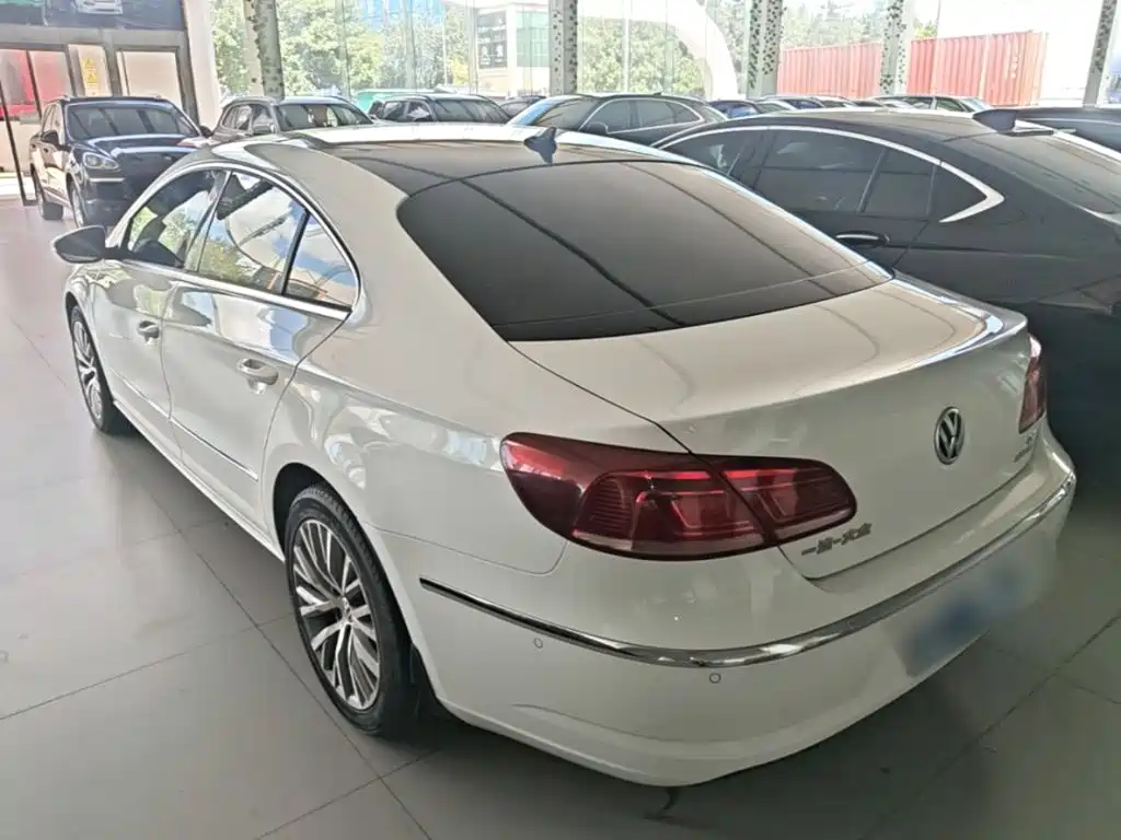 Volkswagen CC — фото 23