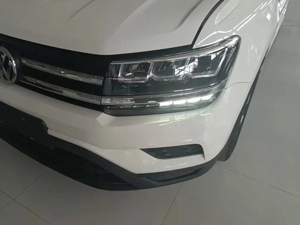 Volkswagen Tharu — фото 24